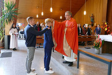 Firmung 2019 in Naumburg (Foto: Karl-Franz Thiede)